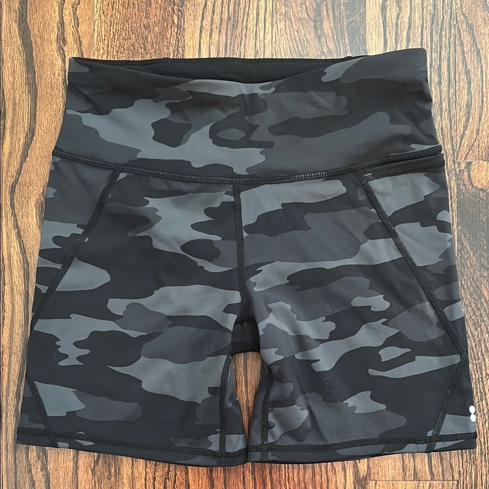Sweaty Betty Black and Gray Bike Shorts with Camouflage Pattern